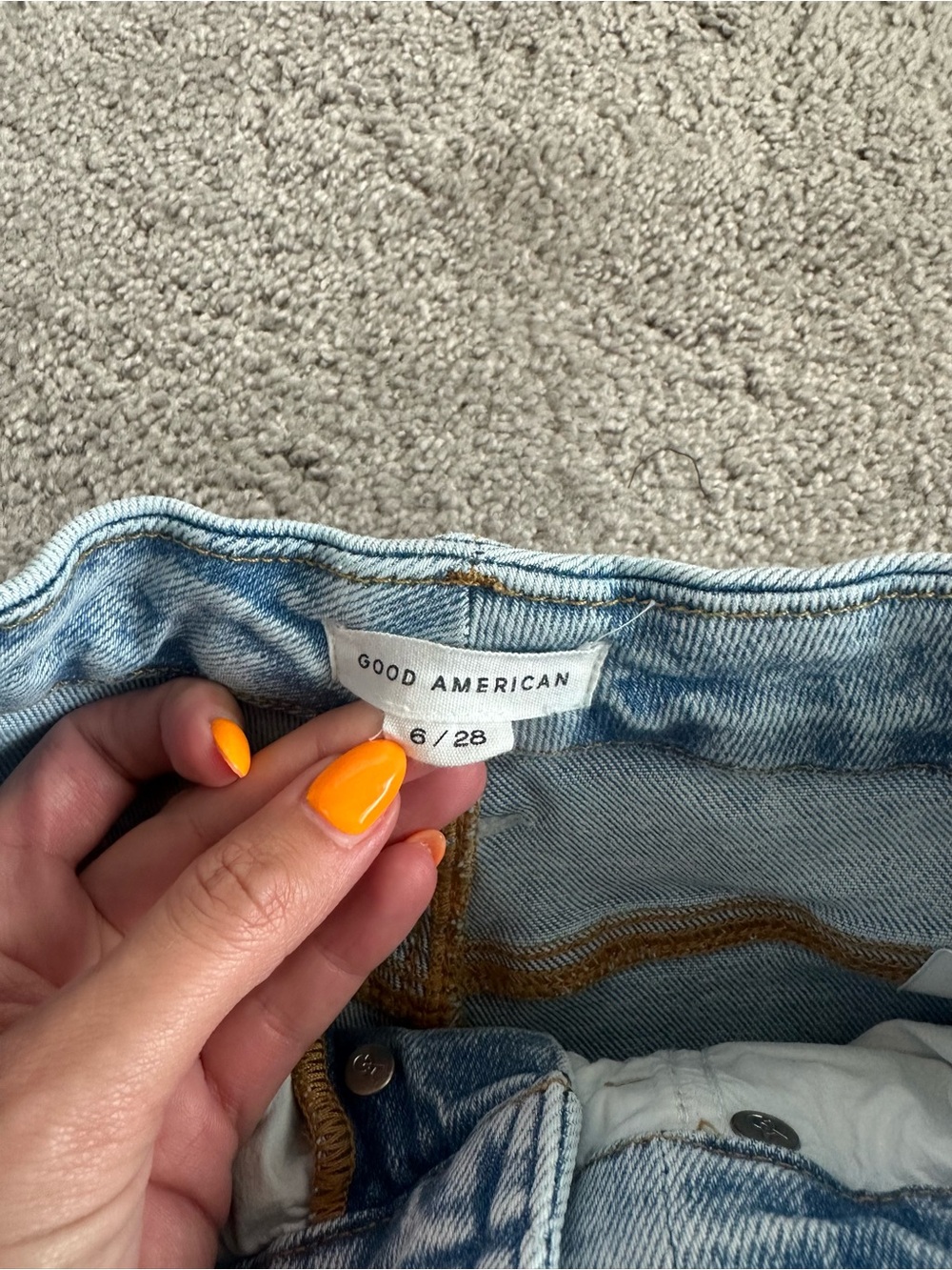 Good American straight crop jeans - Picture 3 of 6